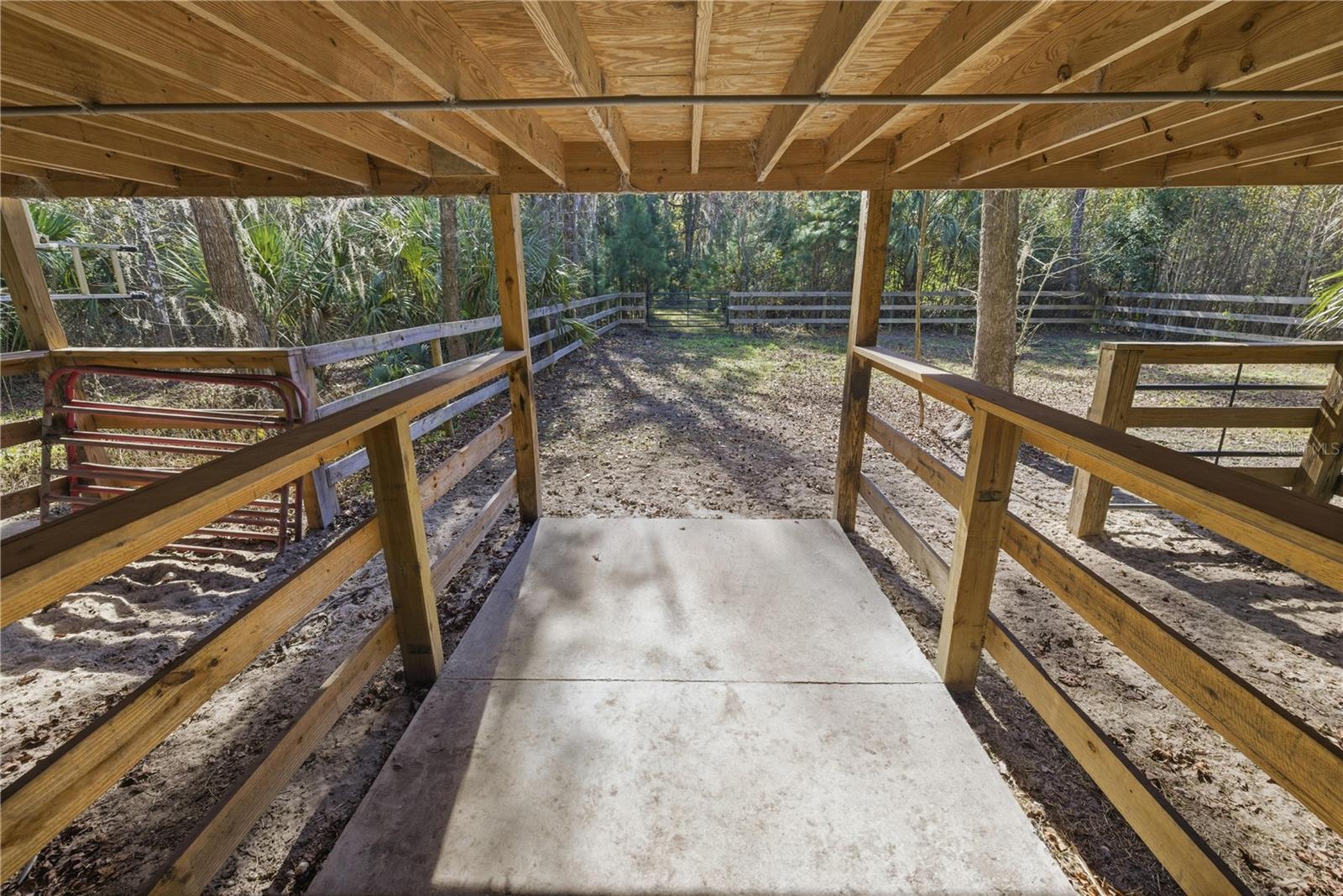 Image 51 of 68 For 19040 88th Avenue Road