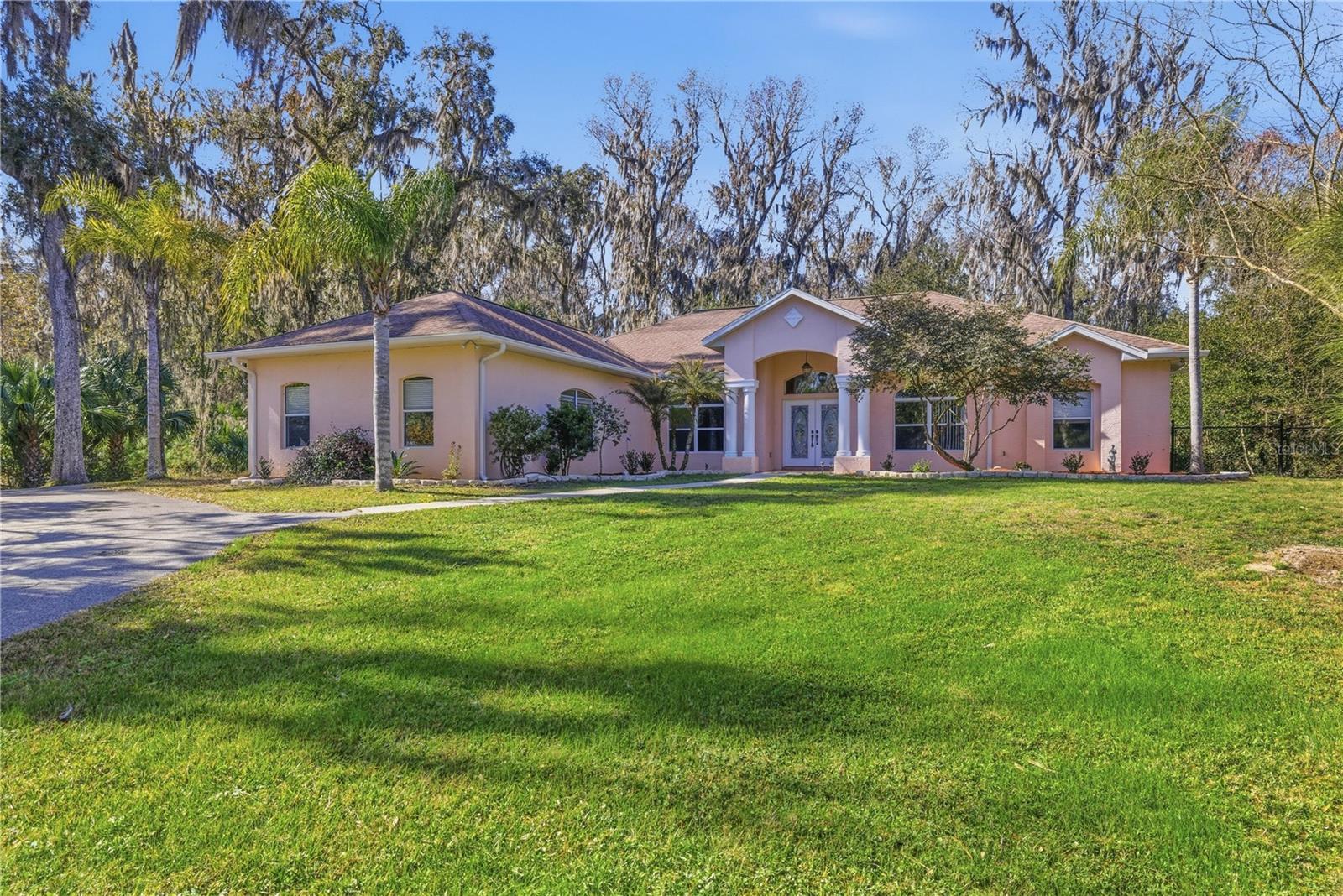 Image 6 of 68 For 19040 88th Avenue Road