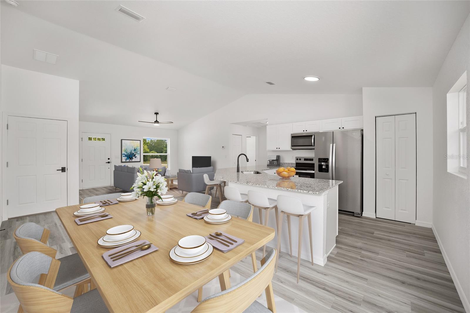Image 3 of 34 For 24400 Banyan Lane
