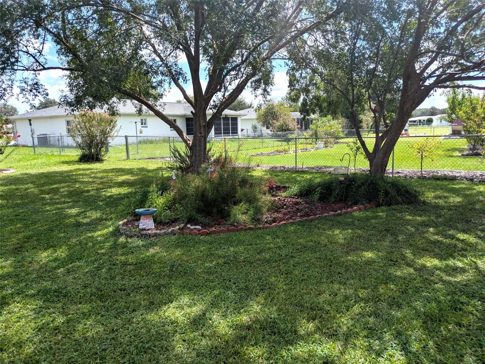 Image 13 of 25 For 6136 100th Loop