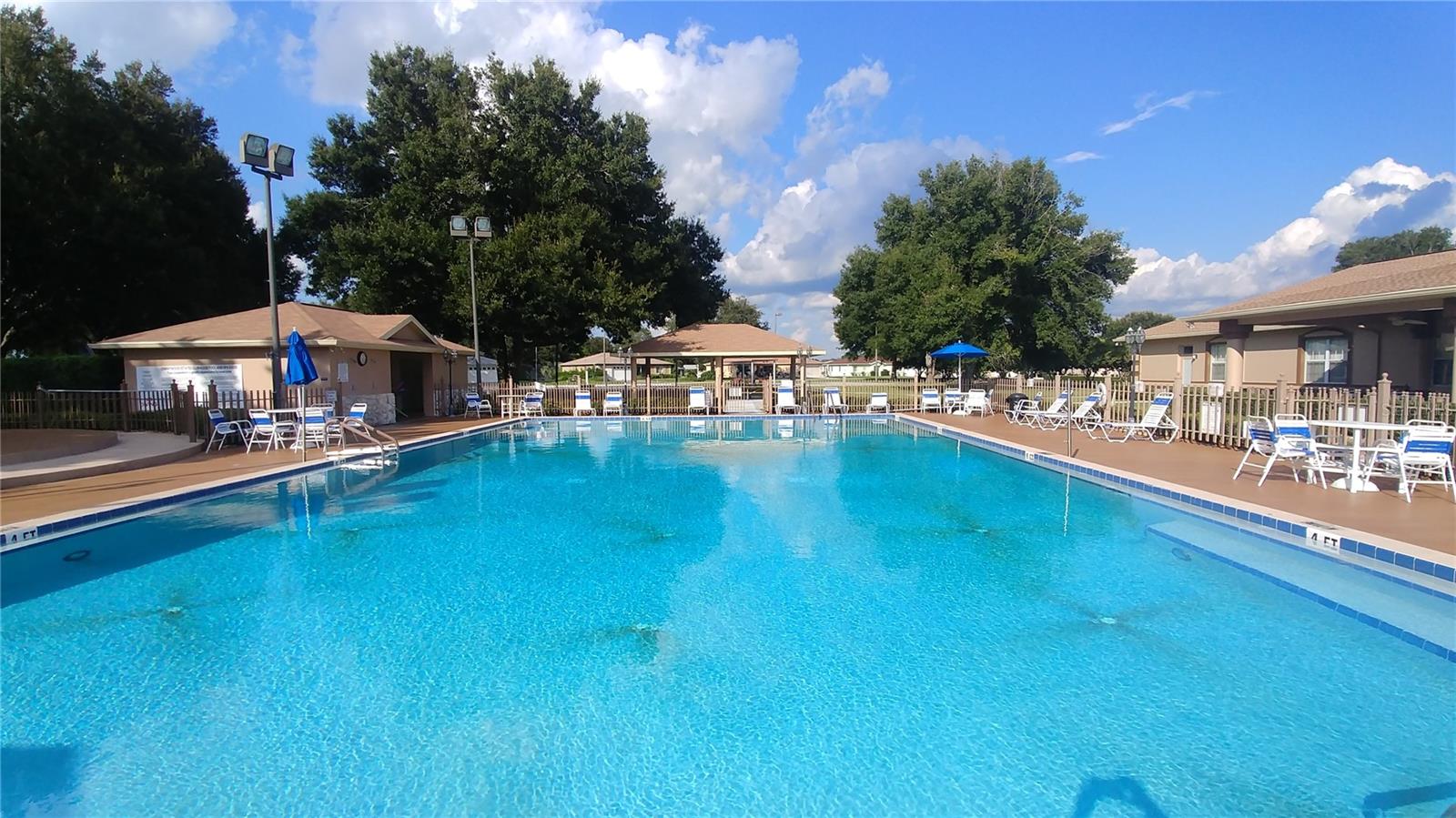 Image 16 of 25 For 6136 100th Loop