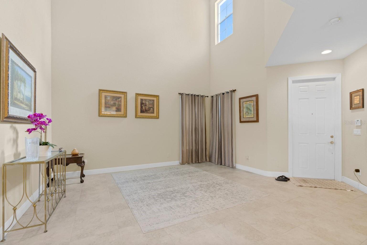 Image 4 of 32 For 1513 Cataluna Circle