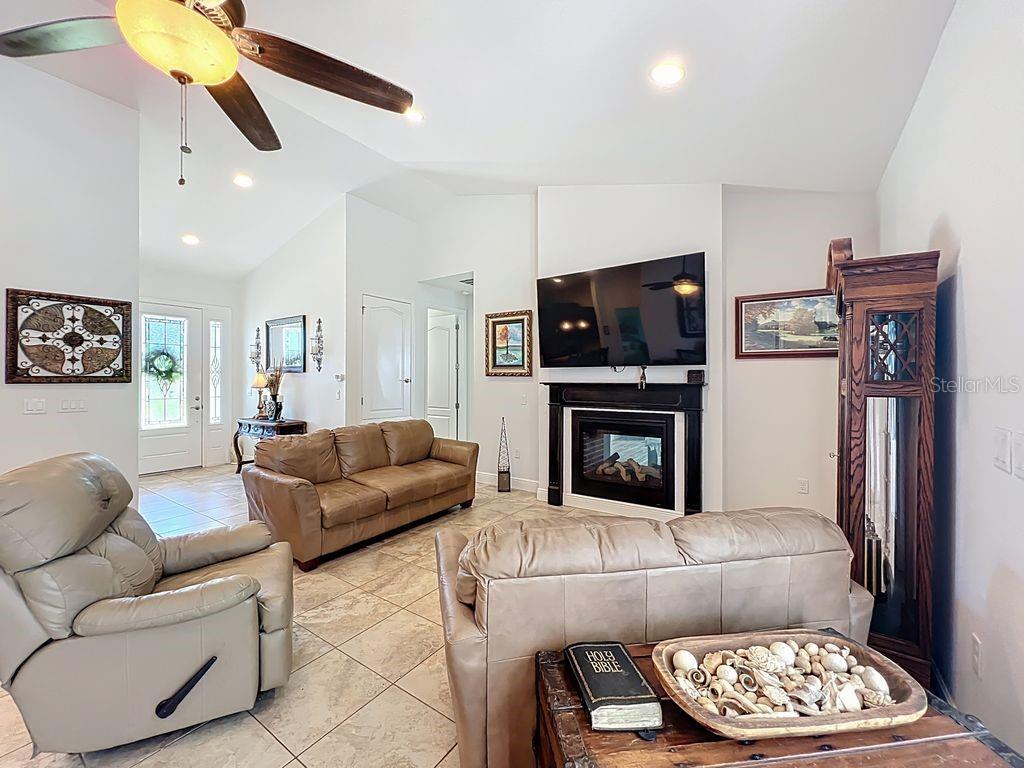 Image 5 of 31 For 11200 Buckhill Lane