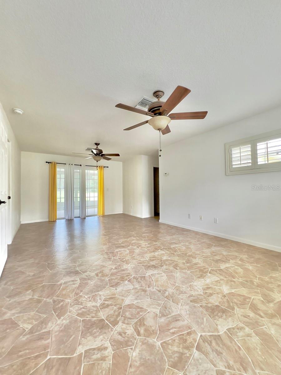 Image 28 of 46 For 23061 Nautilus Boulevard