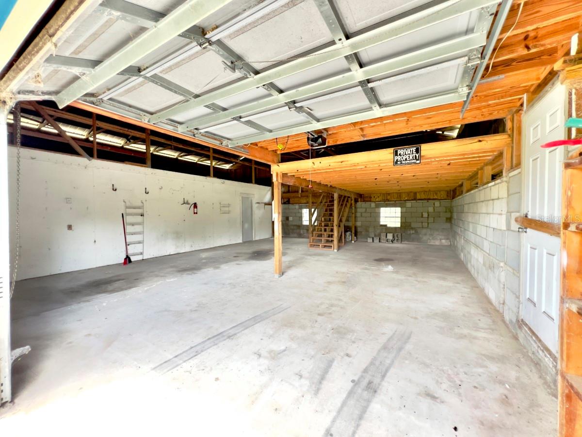 Image 41 of 46 For 23061 Nautilus Boulevard