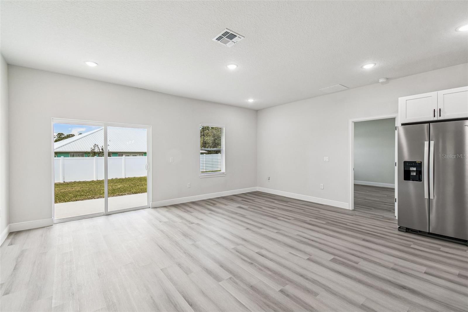 Image 11 of 62 For 14957 Sw 63rd Court Rd