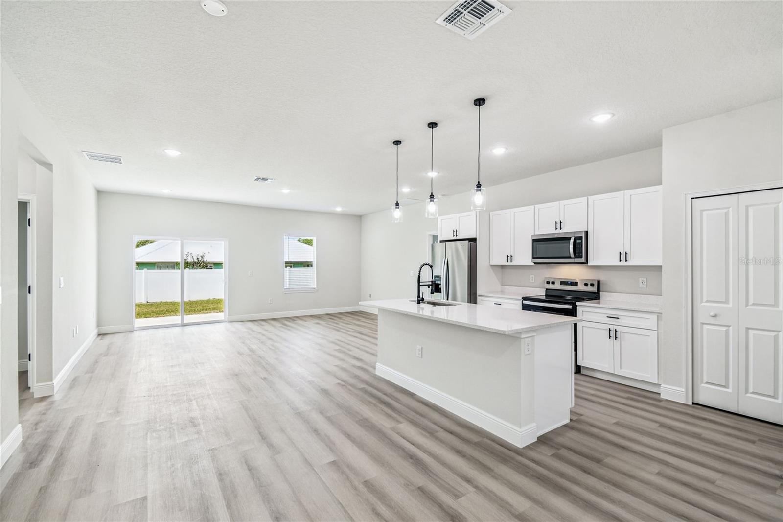 Image 15 of 62 For 14957 Sw 63rd Court Rd