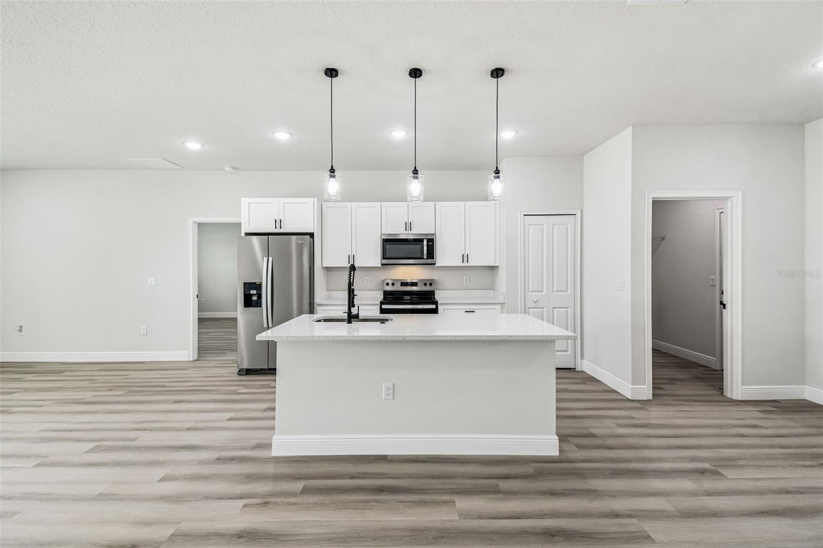 Image 17 of 62 For 14957 Sw 63rd Court Rd