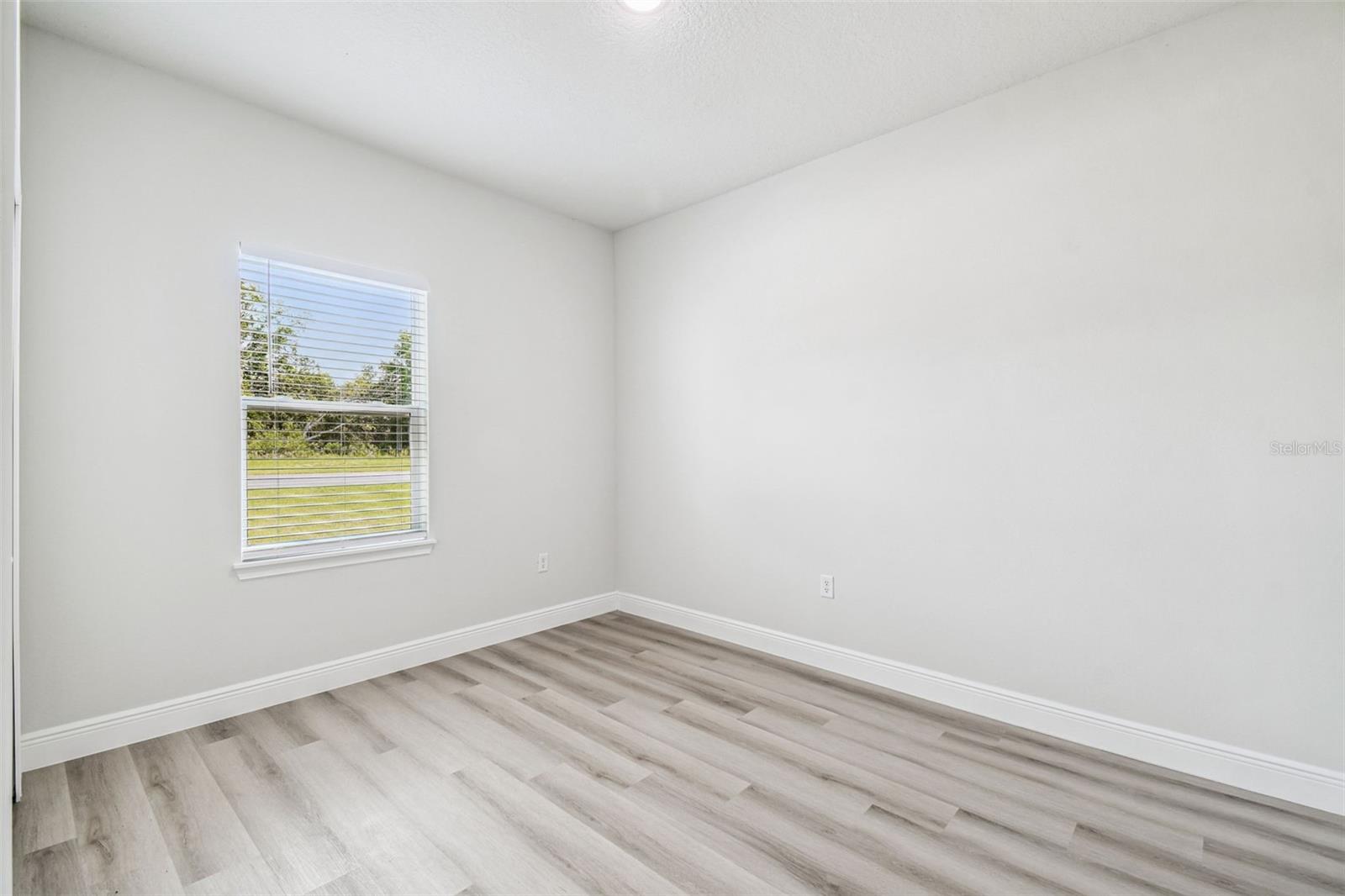 Image 38 of 62 For 14957 Sw 63rd Court Rd