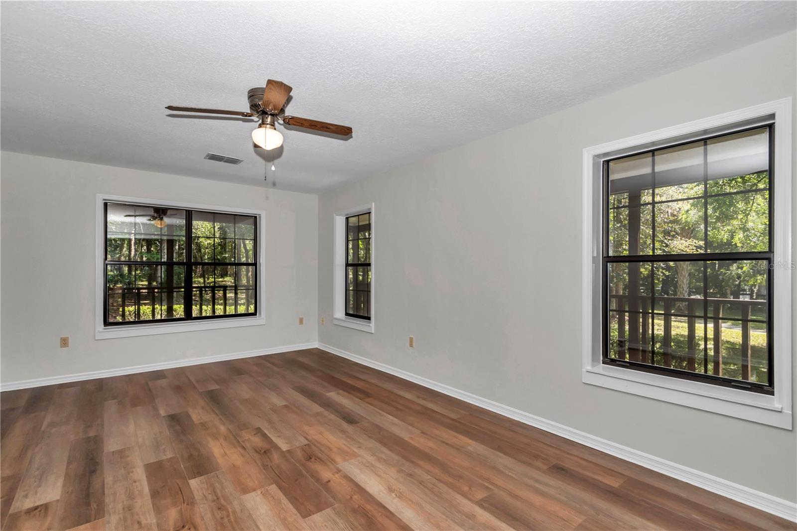 Image 15 of 60 For 8470 186th Street