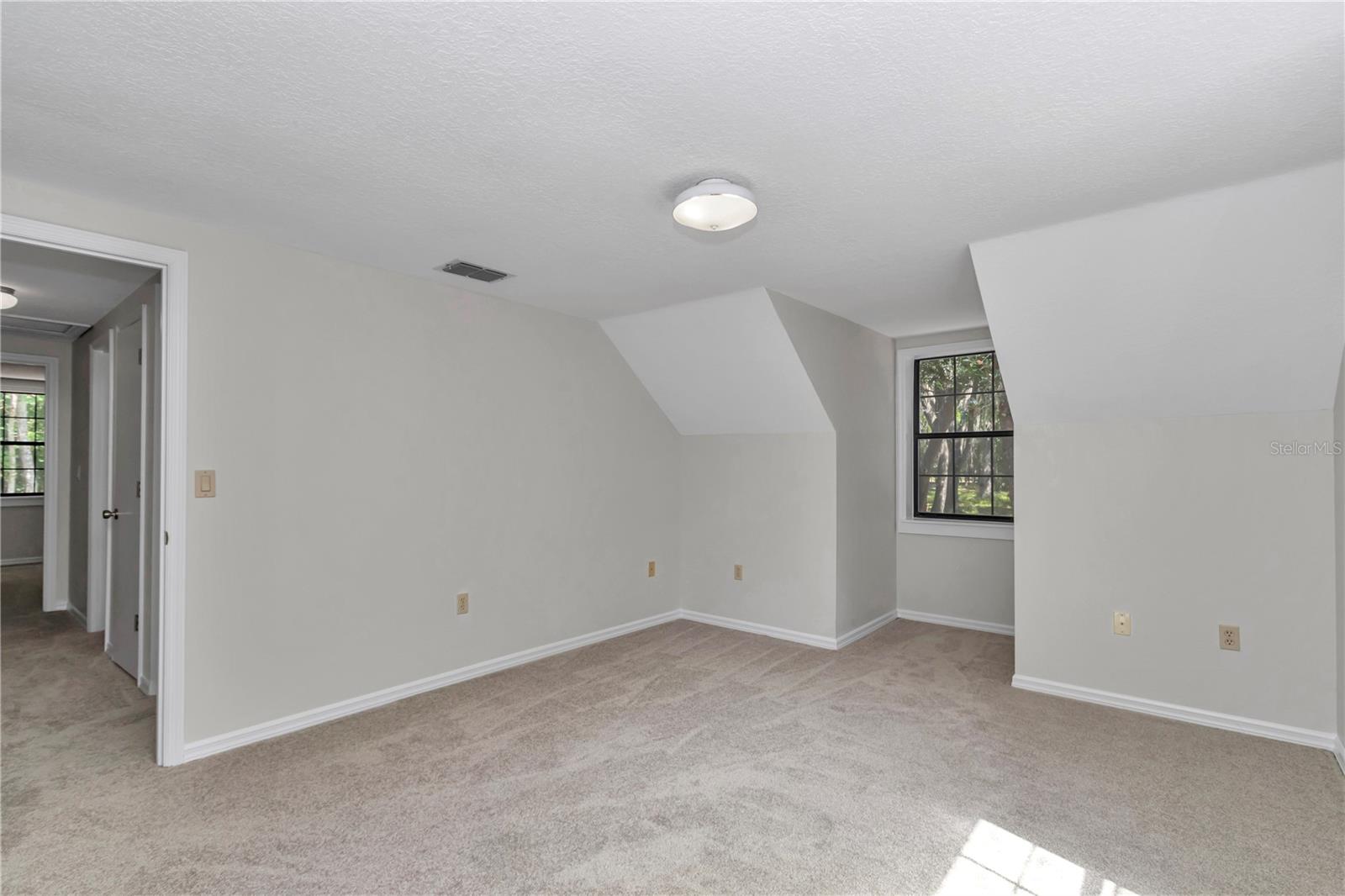 Image 34 of 60 For 8470 186th Street