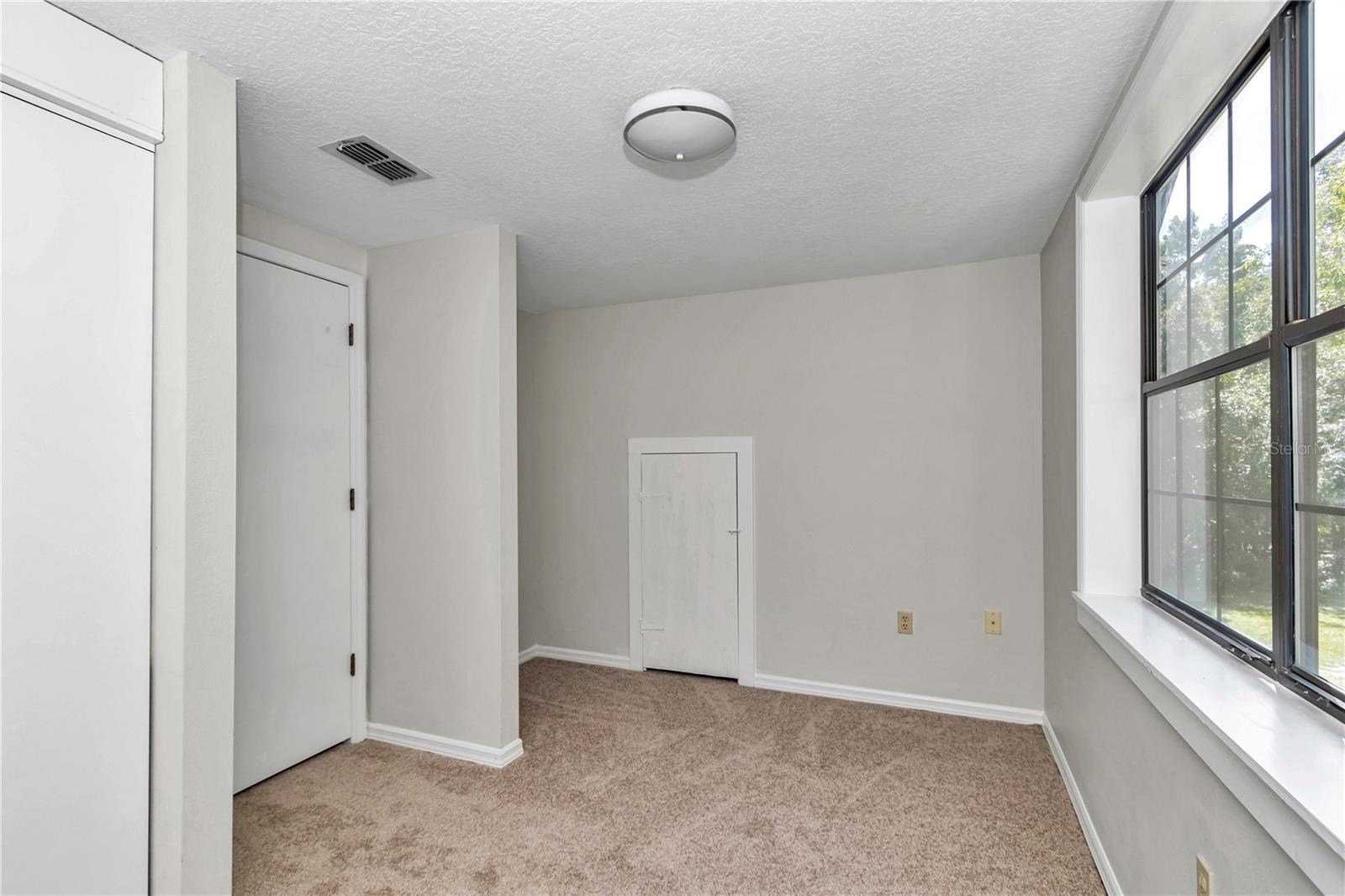 Image 37 of 60 For 8470 186th Street