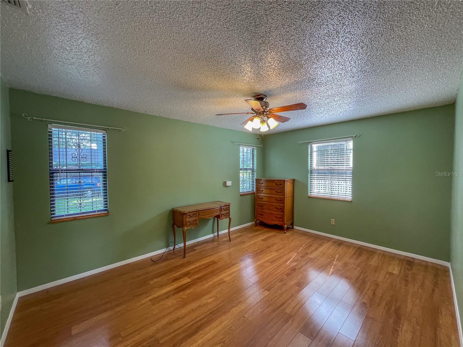 Image 21 of 41 For 4960 Pheasant Way