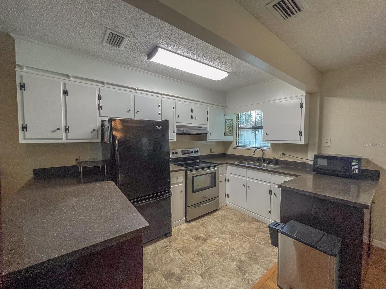 Image 3 of 41 For 4960 Pheasant Way