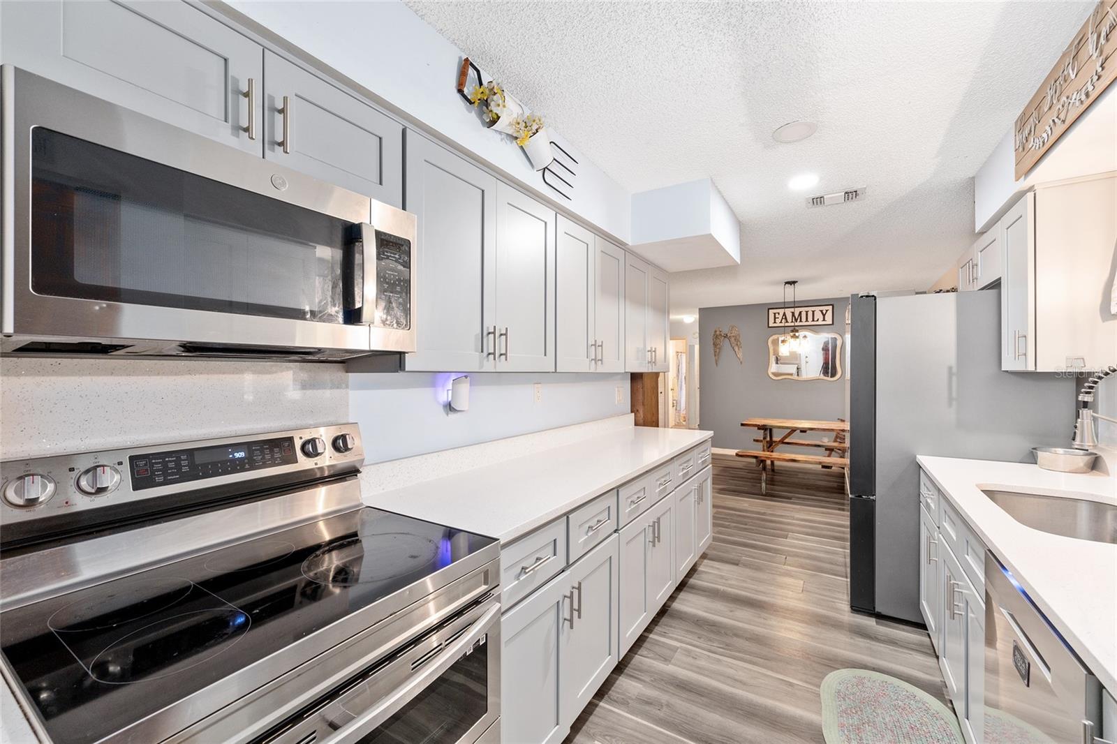 Image 20 of 35 For 2890 43rd Place