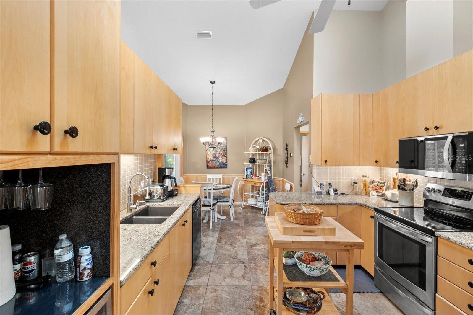 Image 11 of 49 For 6120 Misty Oak Terrace