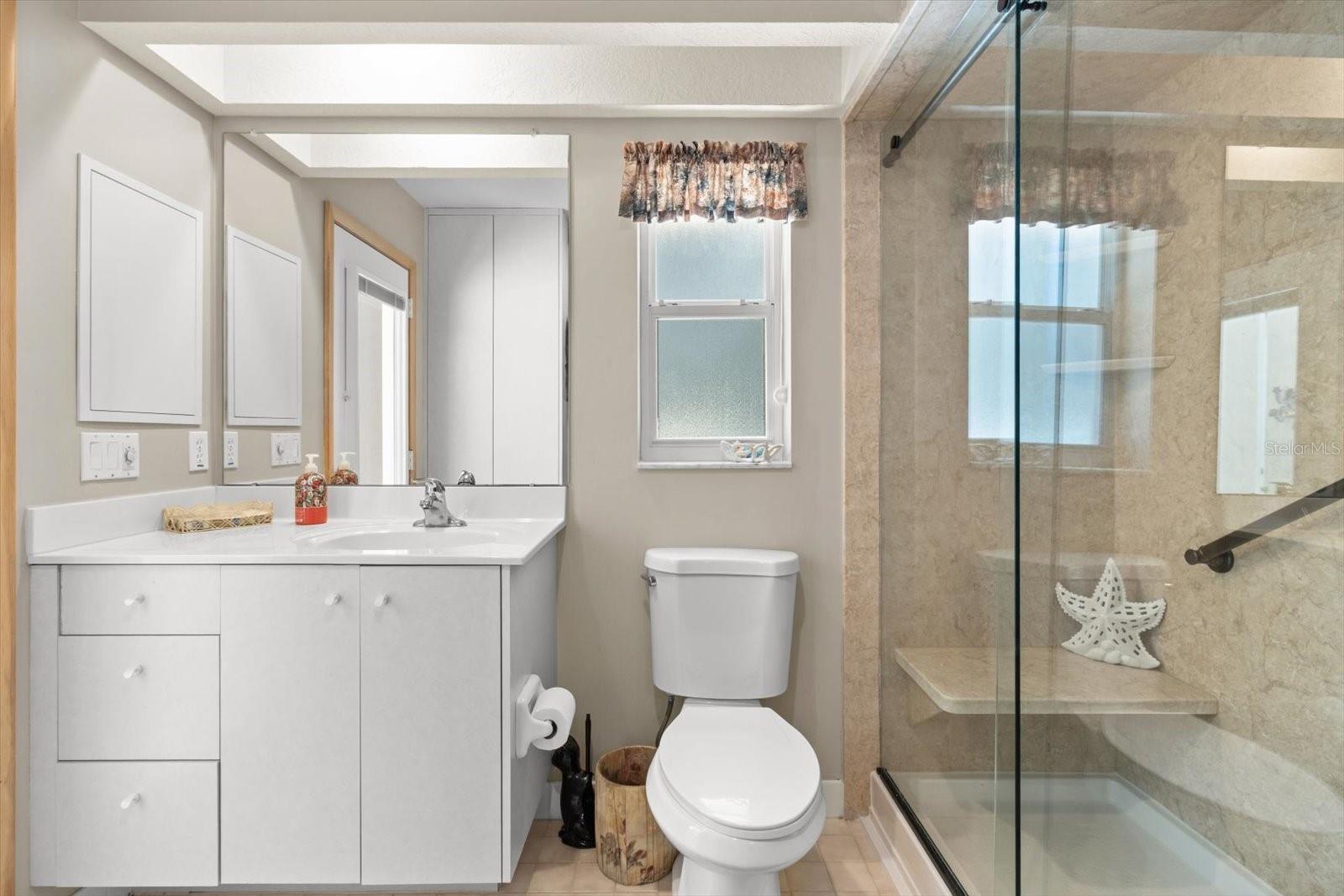 Image 21 of 49 For 6120 Misty Oak Terrace