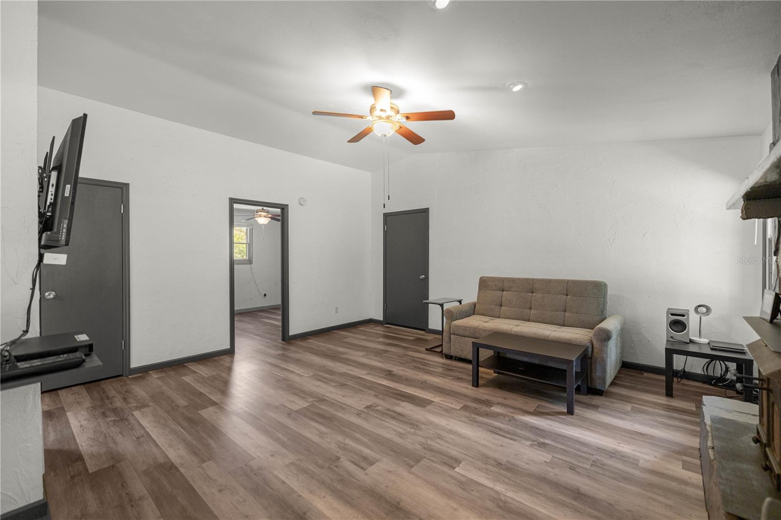 Image 9 of 22 For 3695 Horace Allen Street