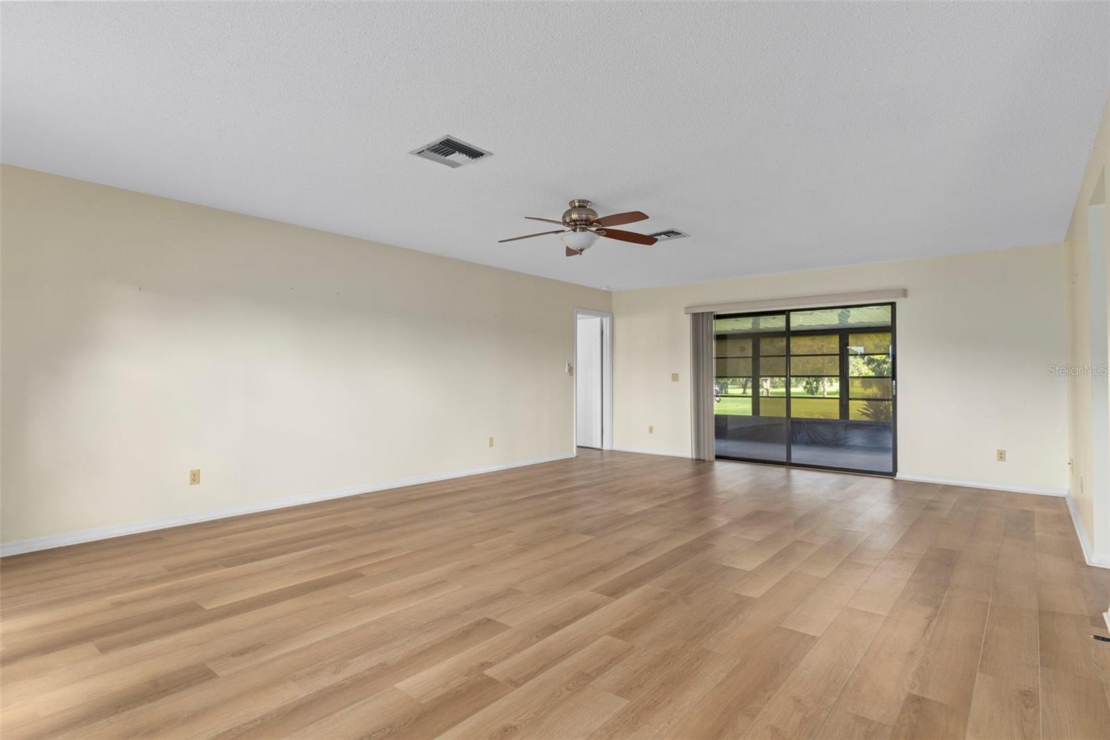 Image 15 of 49 For 8505 Sandpiper Drive