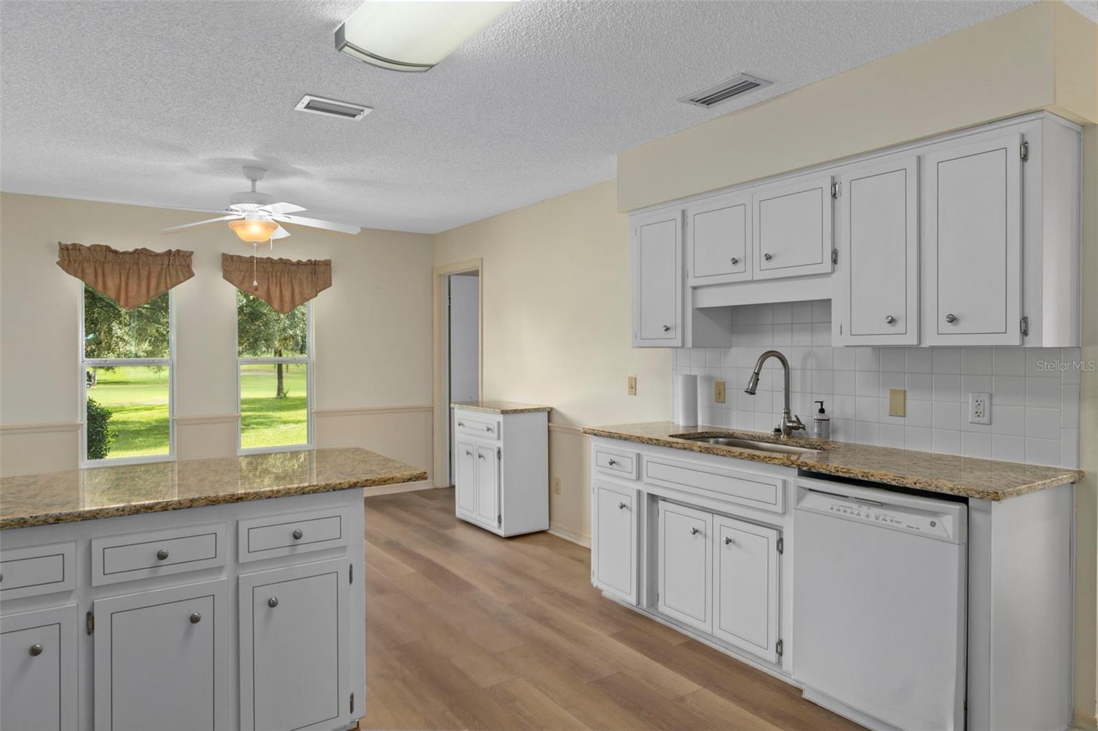 Image 20 of 49 For 8505 Sandpiper Drive