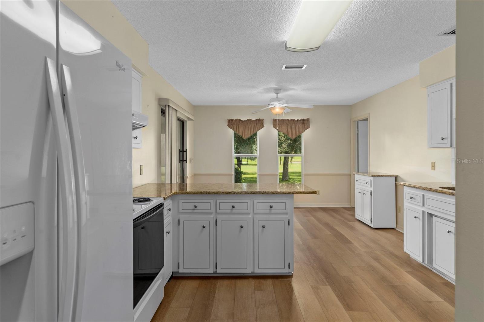 Image 21 of 49 For 8505 Sandpiper Drive