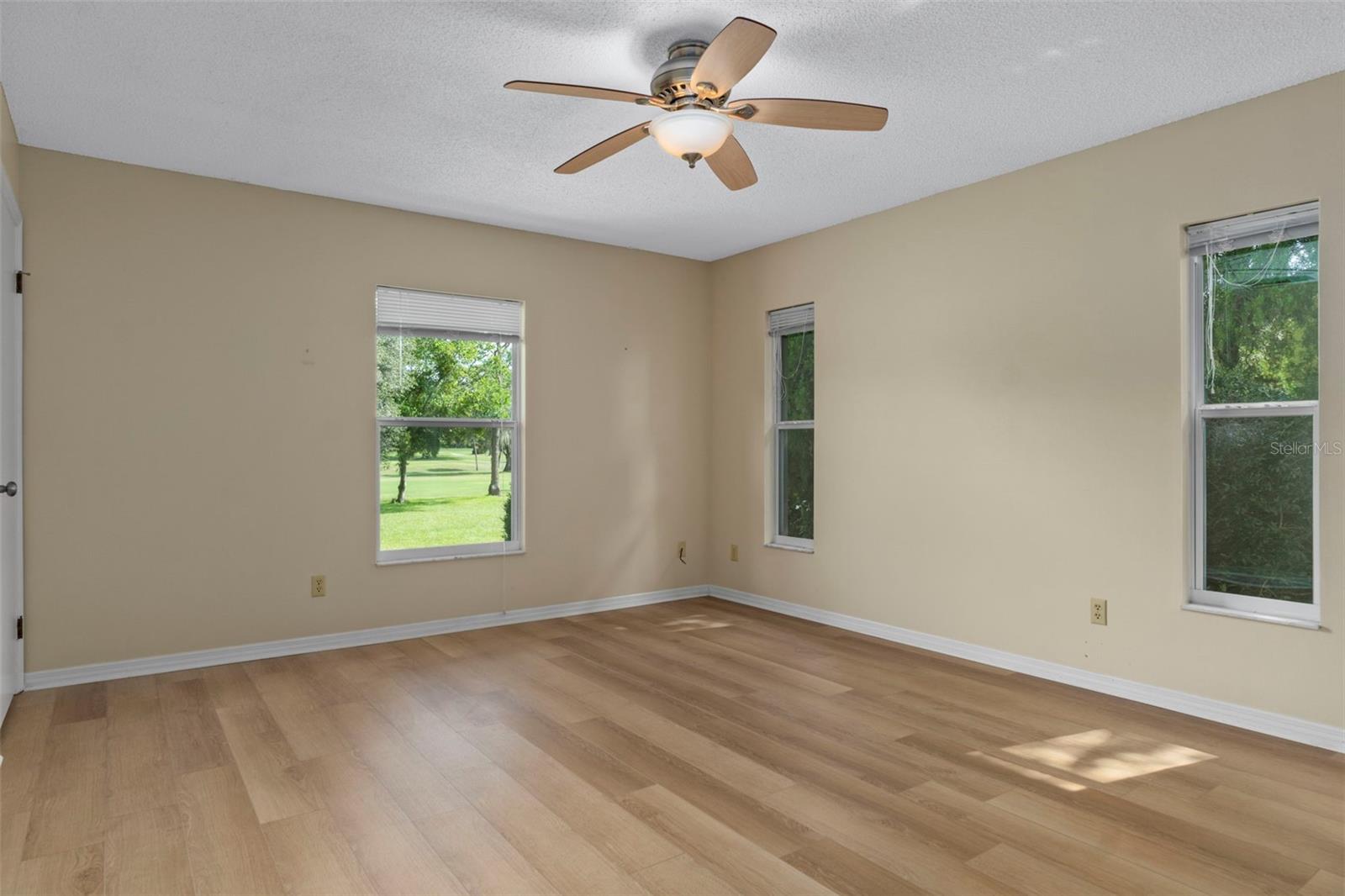 Image 34 of 49 For 8505 Sandpiper Drive