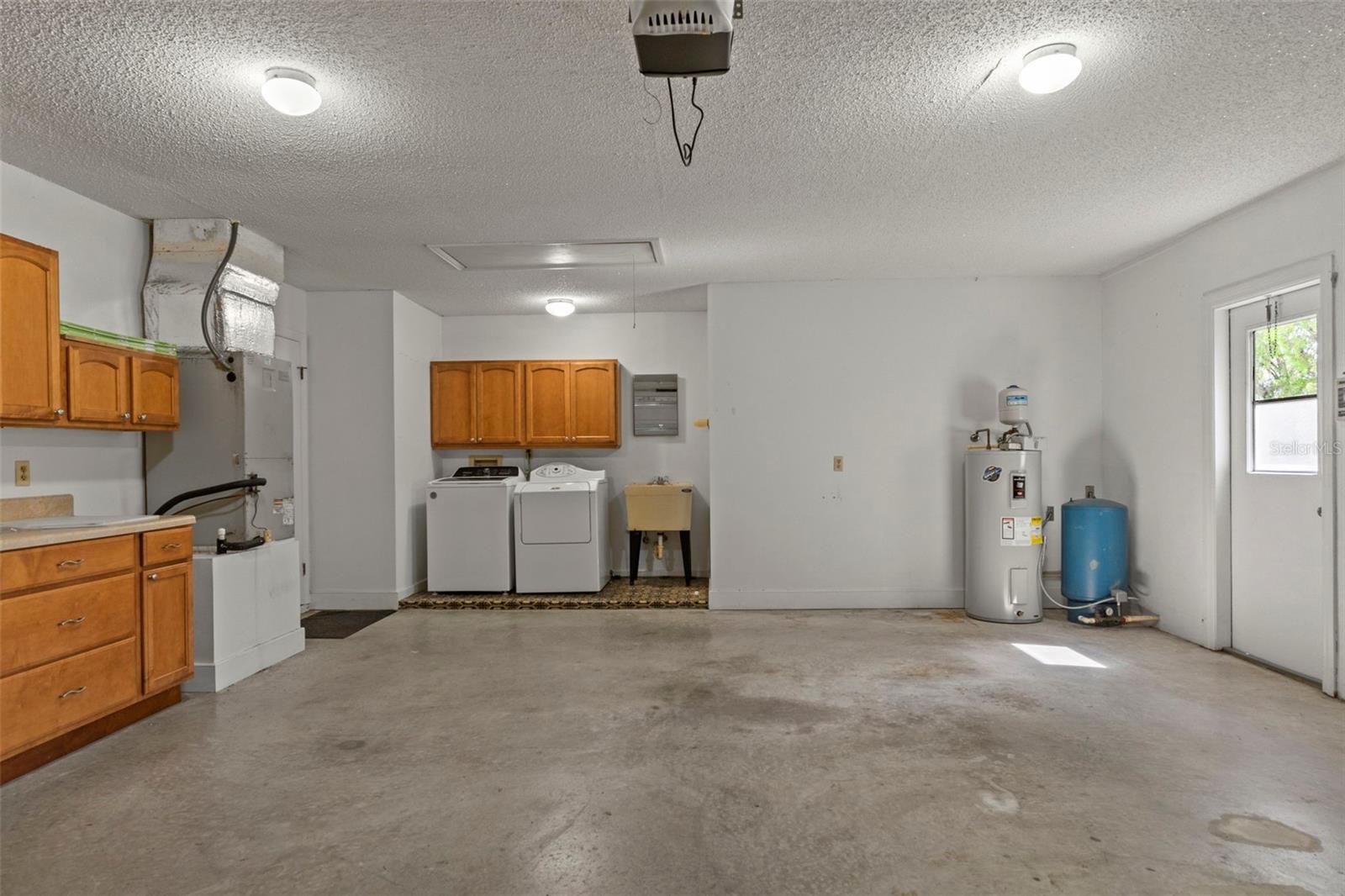 Image 40 of 49 For 8505 Sandpiper Drive