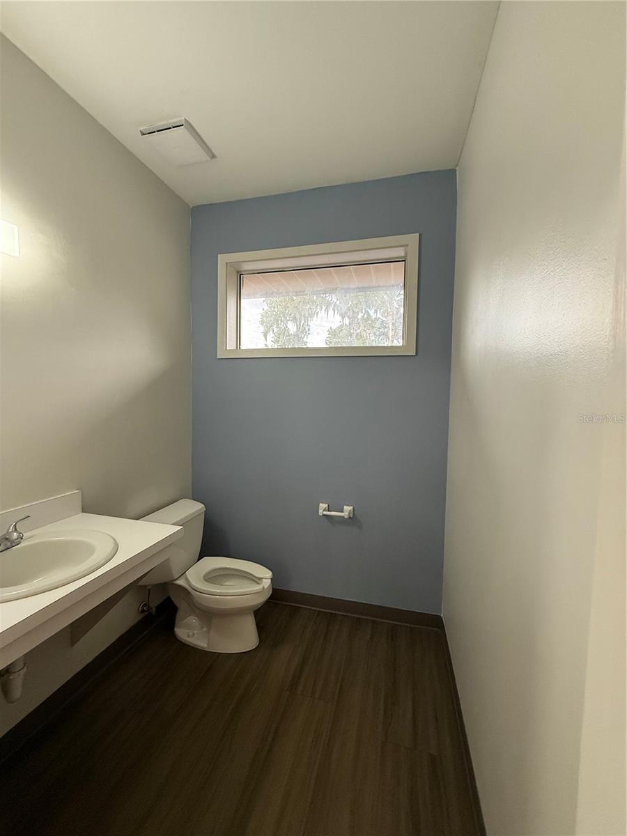 Image 13 of 19 For 2910 3rd Court B