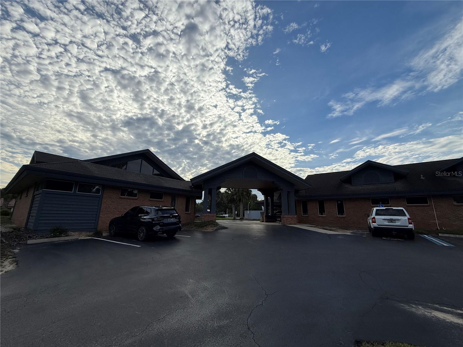 Image 18 of 19 For 2910 3rd Court B