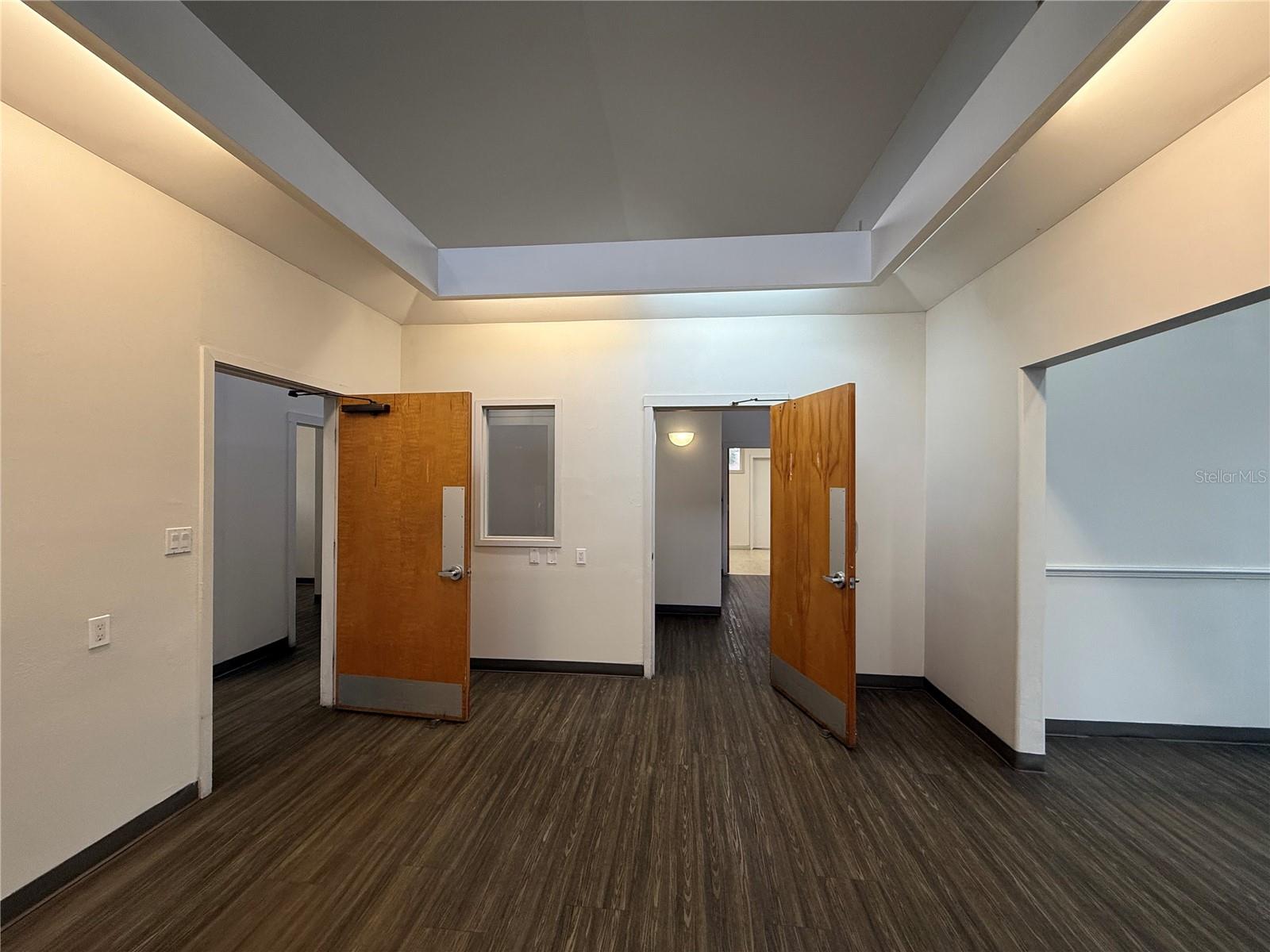 Image 3 of 19 For 2910 3rd Court B