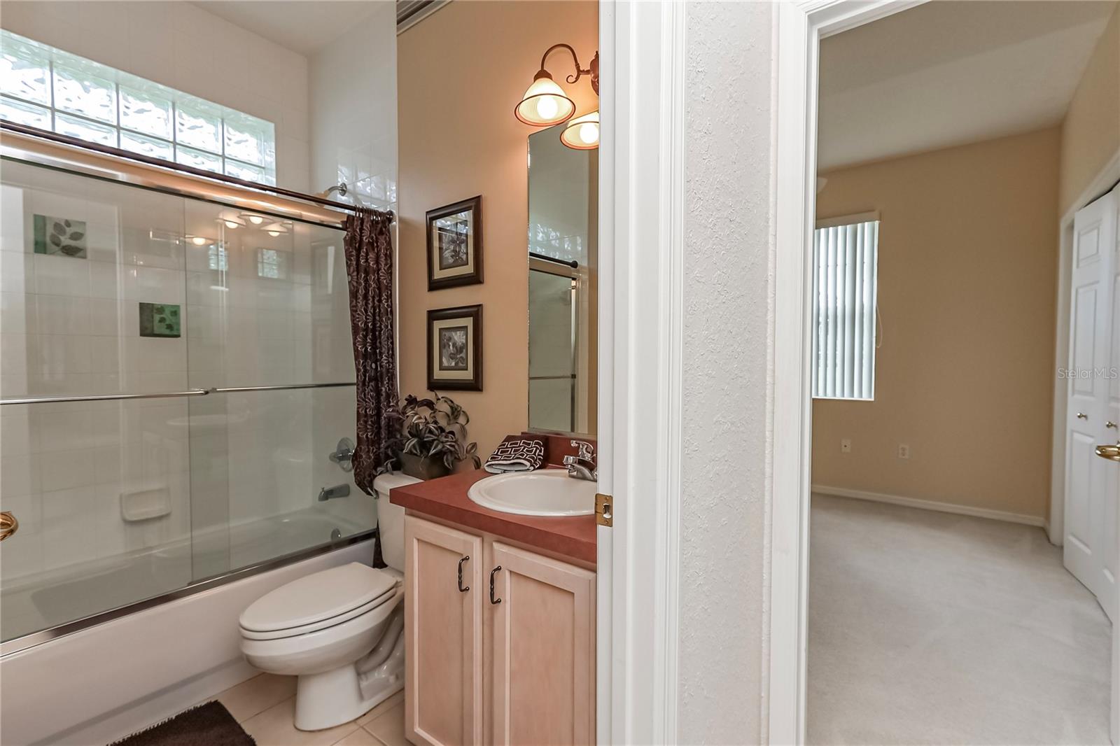 Image 32 of 73 For 11127 73rd Circle