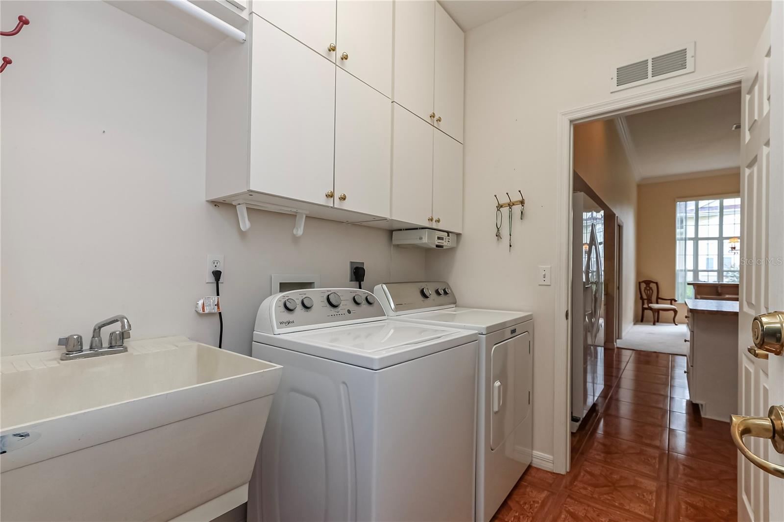 Image 36 of 73 For 11127 73rd Circle