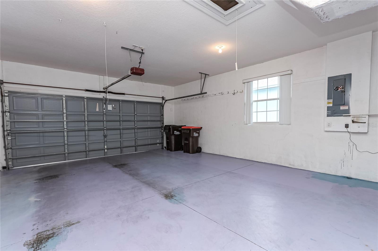 Image 42 of 73 For 11127 73rd Circle