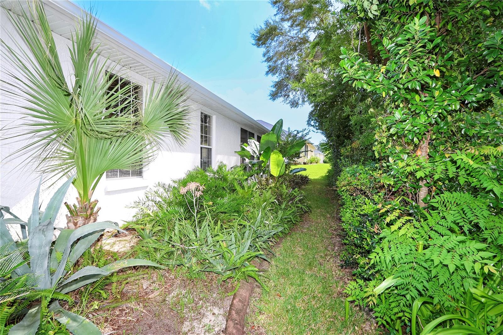 Image 50 of 73 For 11127 73rd Circle