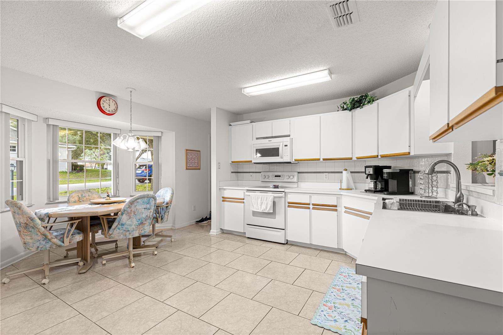 Image 13 of 47 For 9790 99th Avenue