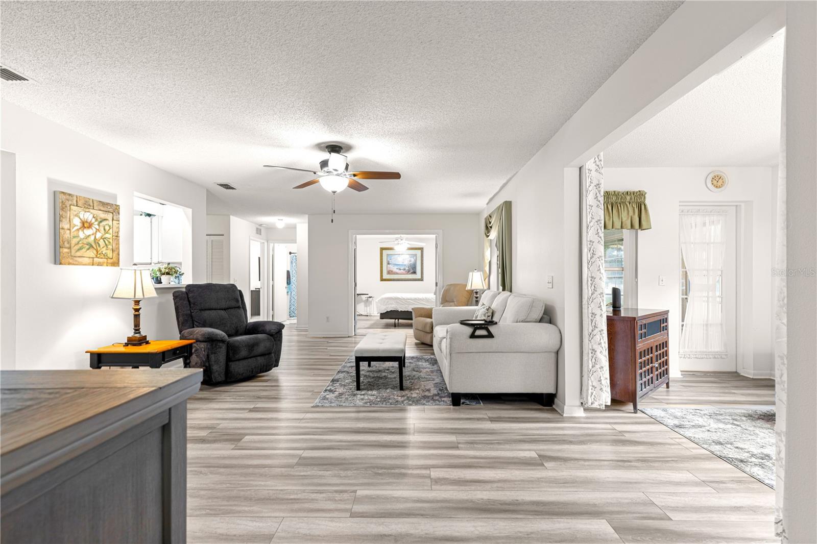 Image 23 of 47 For 9790 99th Avenue