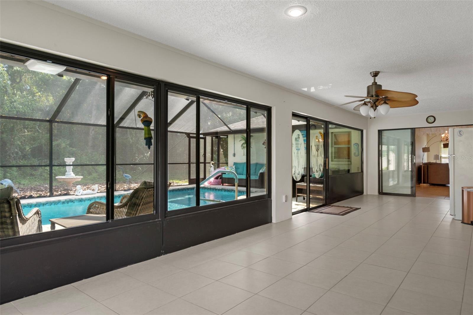 Listing photo id 34 for 16 Foxgreen Court