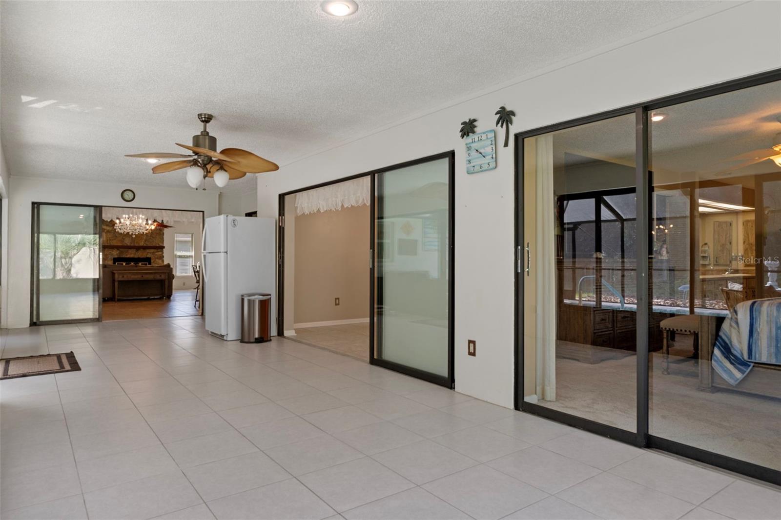 Listing photo id 35 for 16 Foxgreen Court