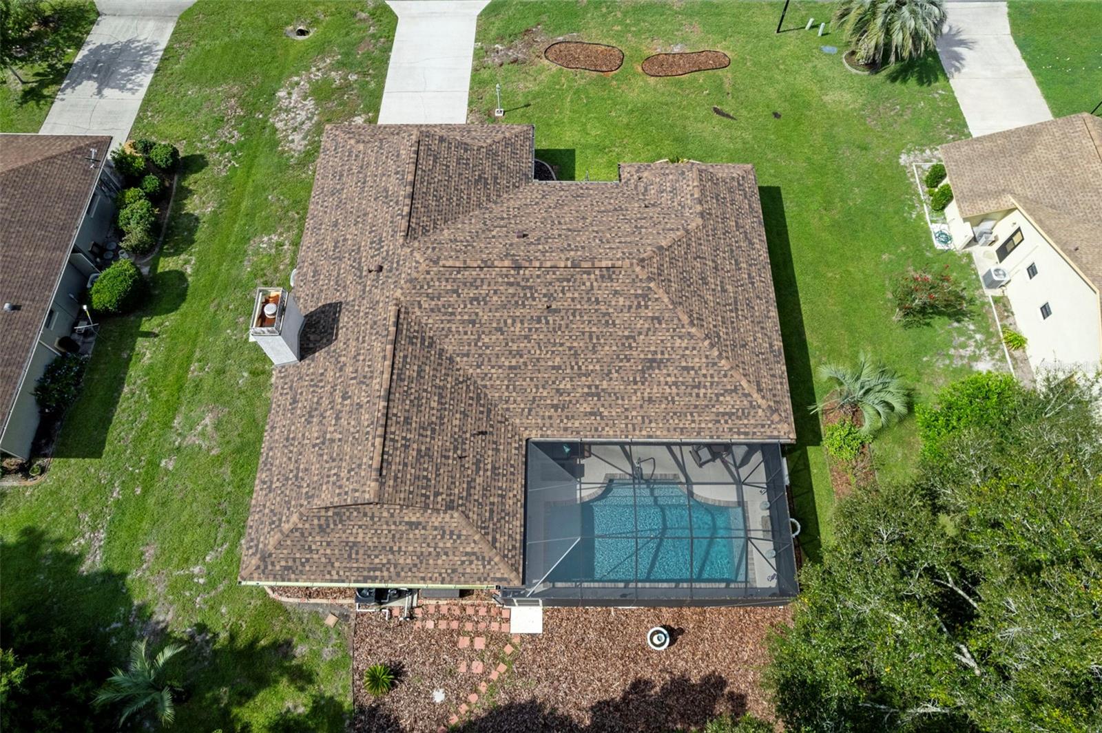 Listing photo id 45 for 16 Foxgreen Court