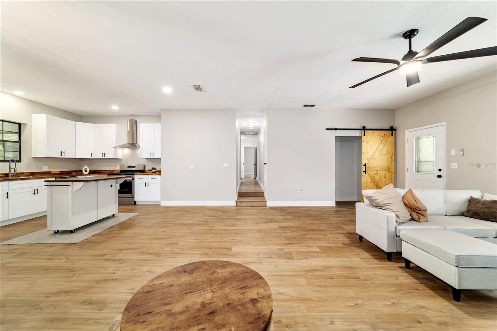 Image 16 of 73 For 616 31st Terrace