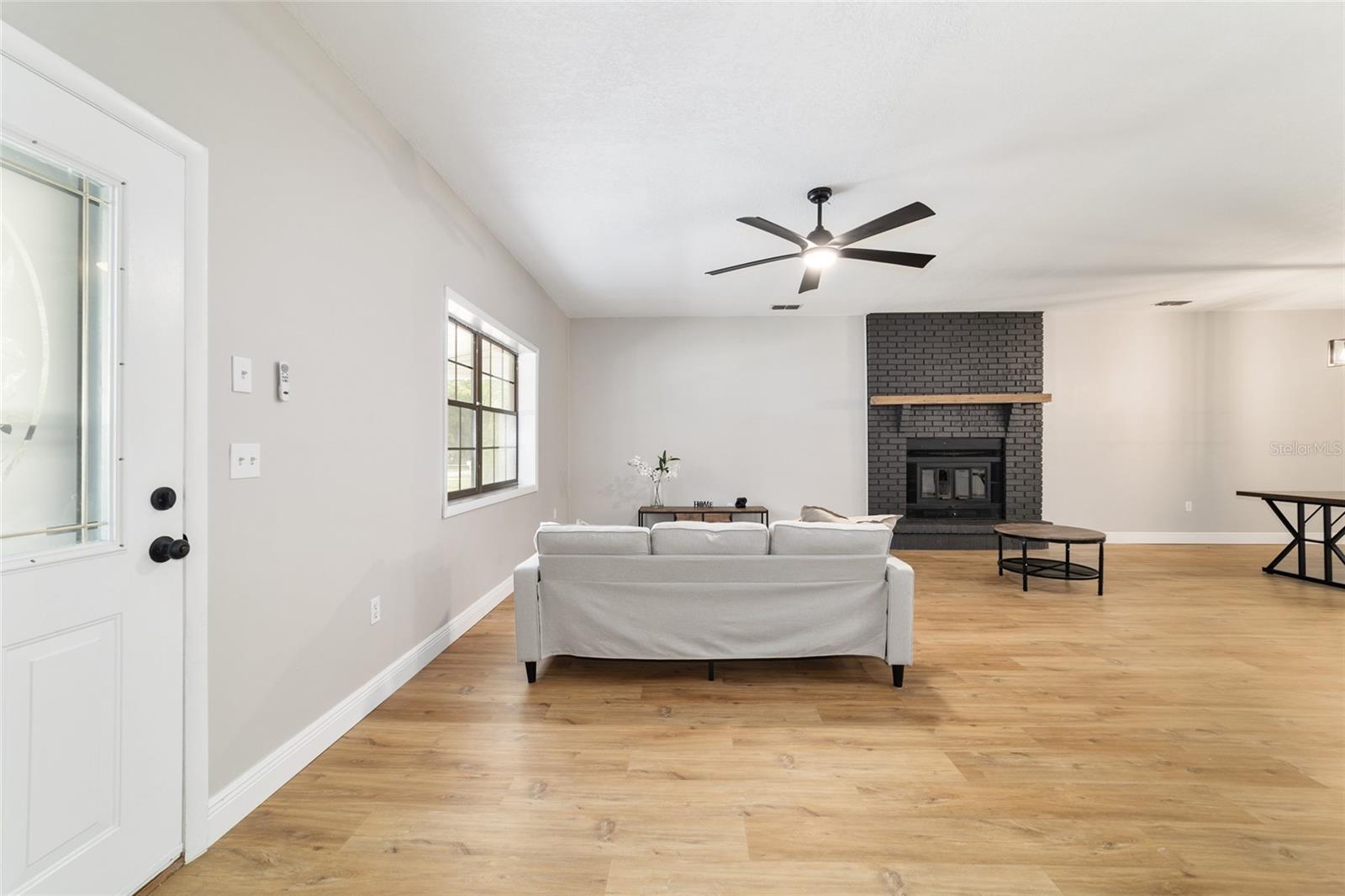 Image 20 of 73 For 616 31st Terrace