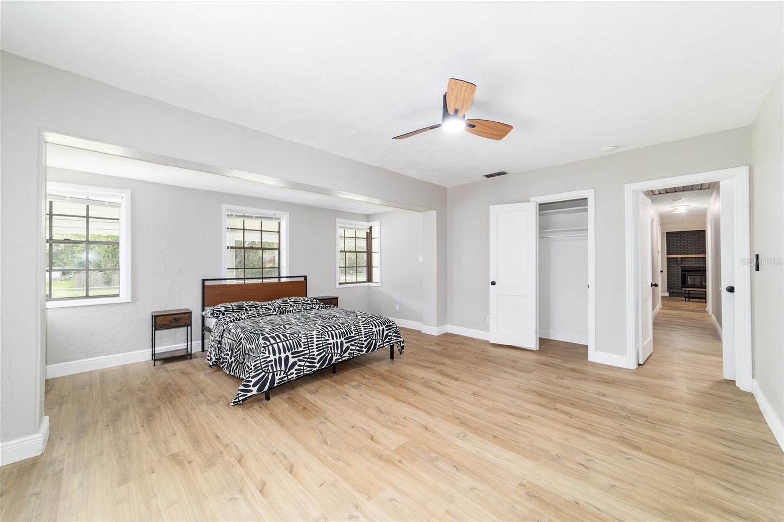 Image 36 of 73 For 616 31st Terrace