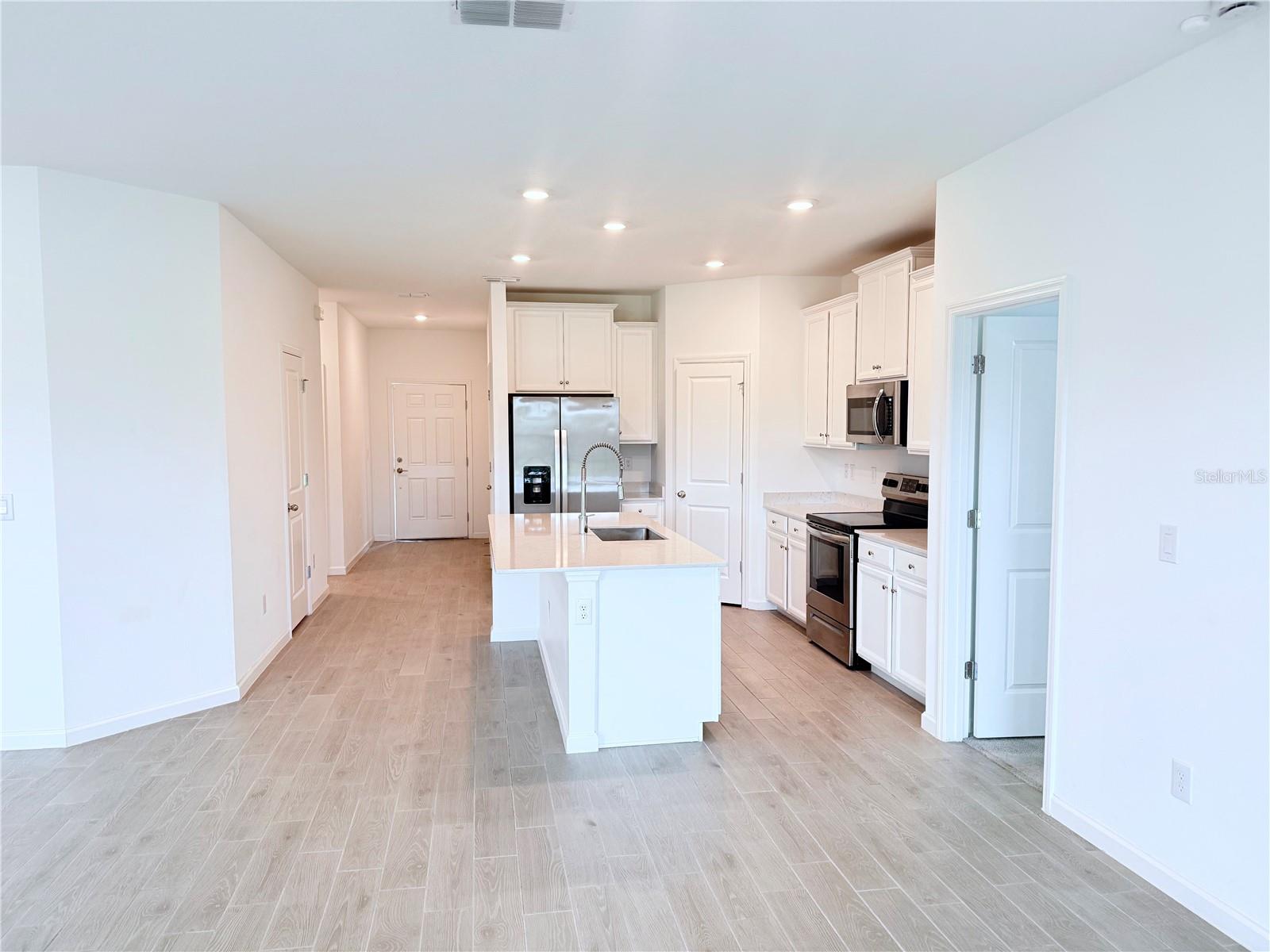 Image 6 of 20 For 9325 58th Circle