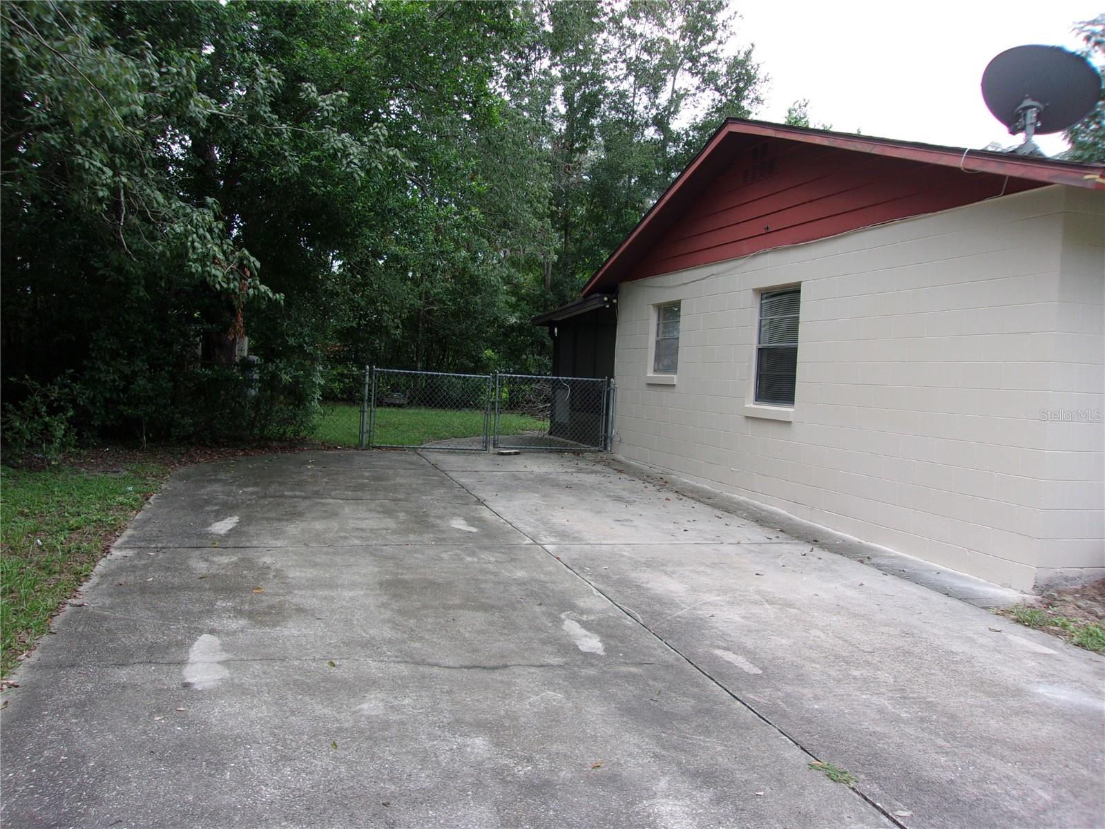 Image 5 of 29 For 5700 6th Place