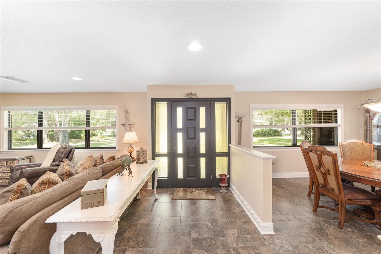 Listing photo id 9 for 3200 97th Street Road