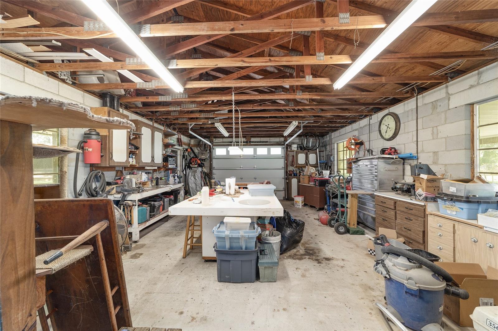 Listing photo id 48 for 3200 97th Street Road