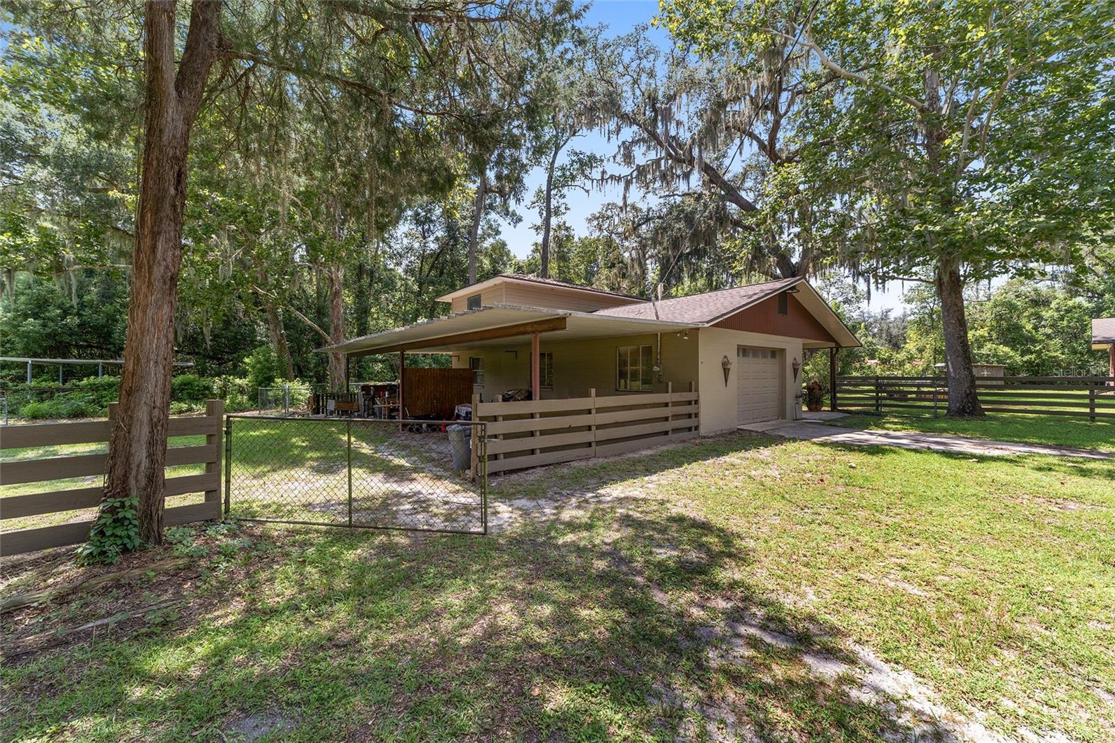 Listing photo id 62 for 3200 97th Street Road