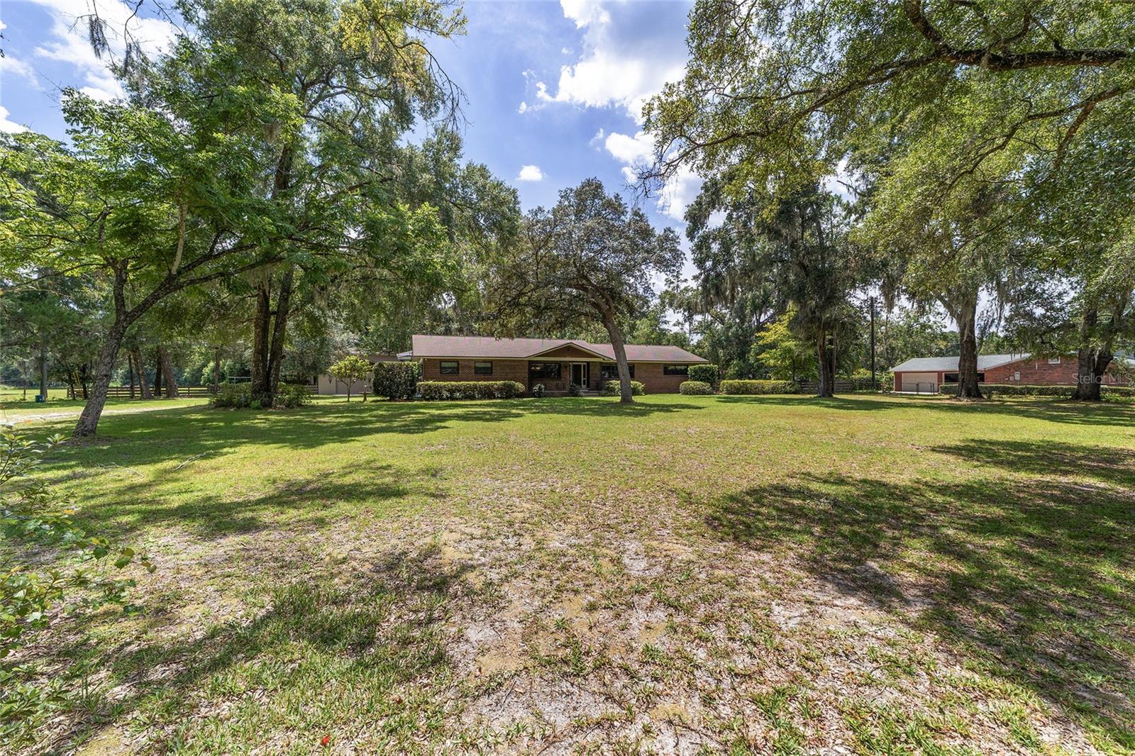 Listing photo id 63 for 3200 97th Street Road