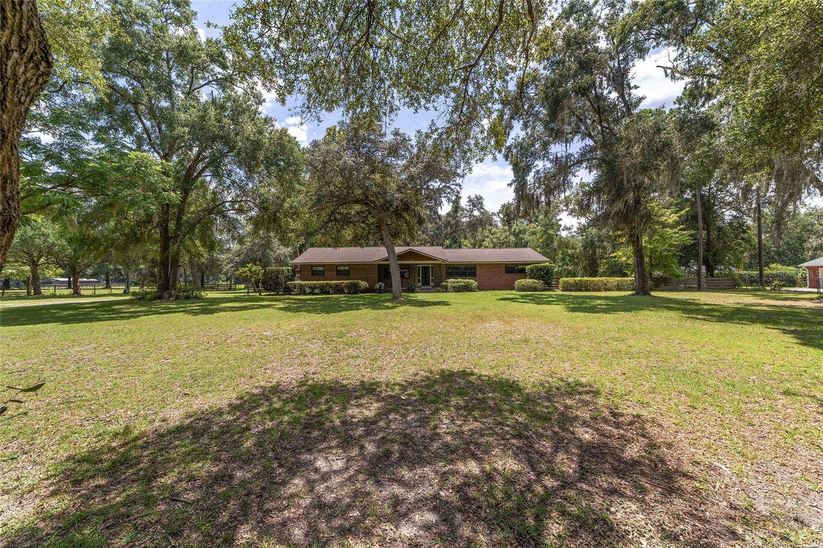 Listing photo id 69 for 3200 97th Street Road