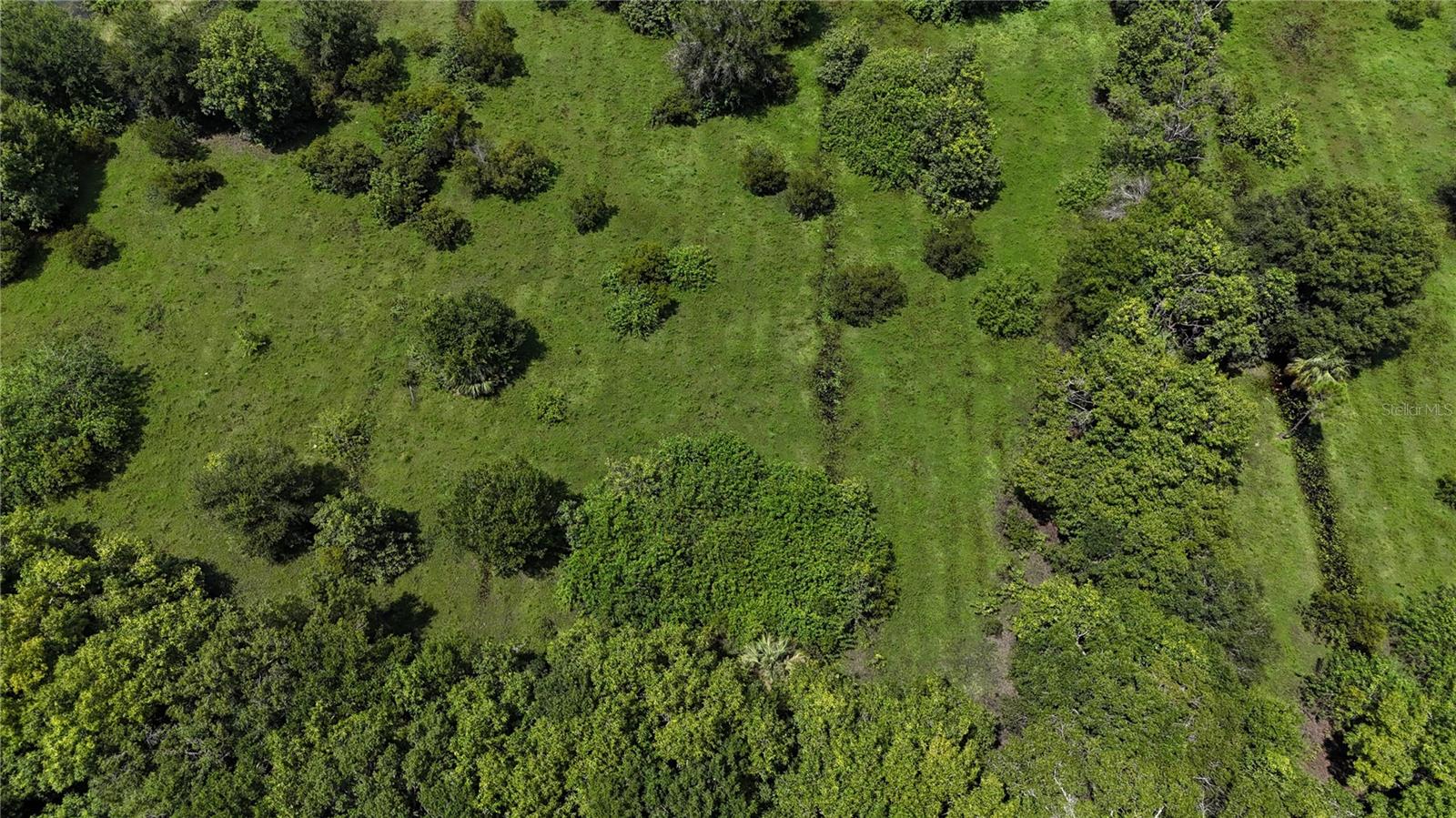 Image 11 of 39 For  Ahinga Road 